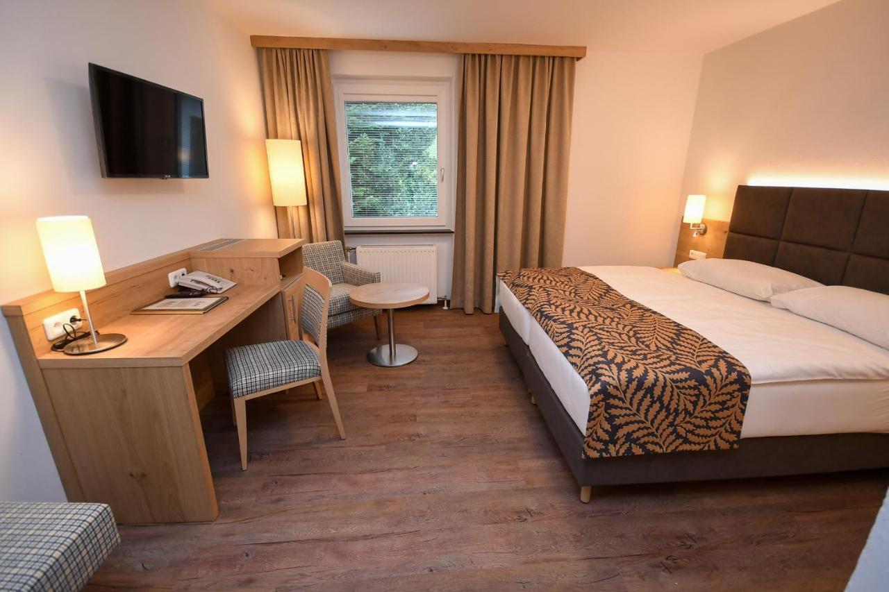 Seegasthof Hois'N Wirt - Hotel Mit Wellnessbereich Gmunden Exteriör bild