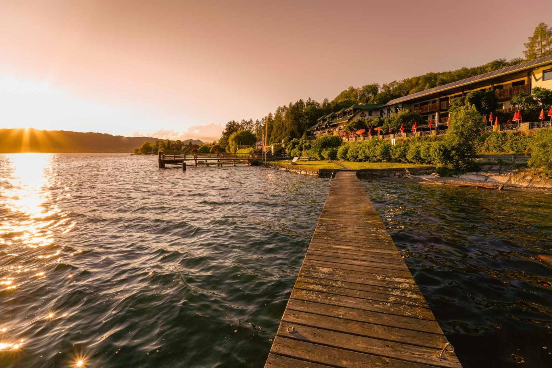 Seegasthof Hois'N Wirt - Hotel Mit Wellnessbereich Gmunden Exteriör bild