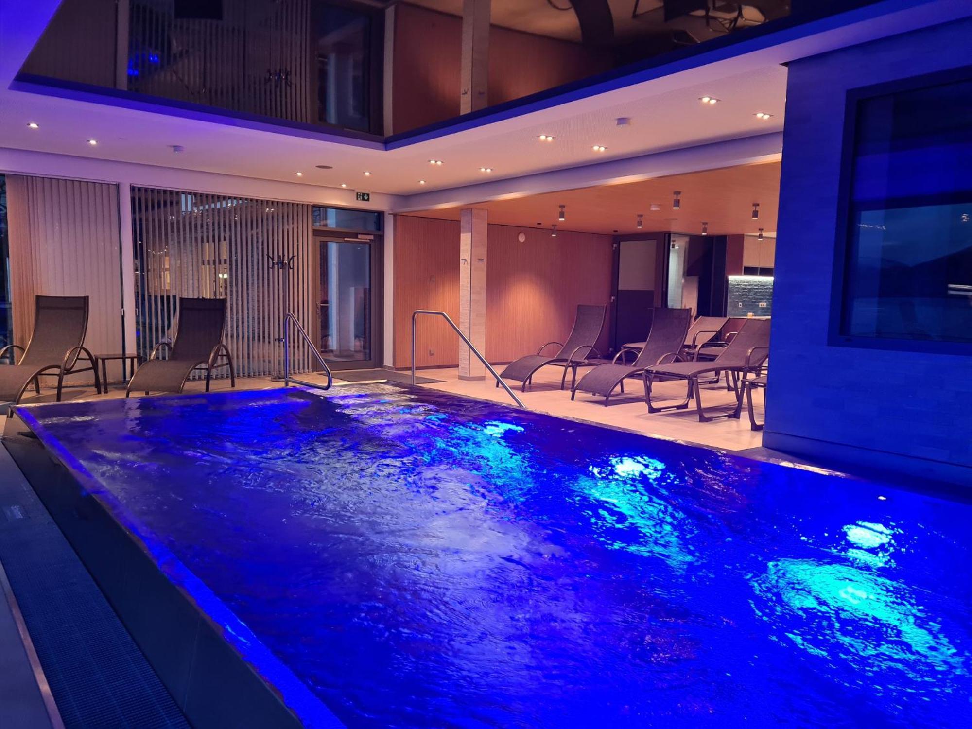 Seegasthof Hois'N Wirt - Hotel Mit Wellnessbereich Gmunden Exteriör bild