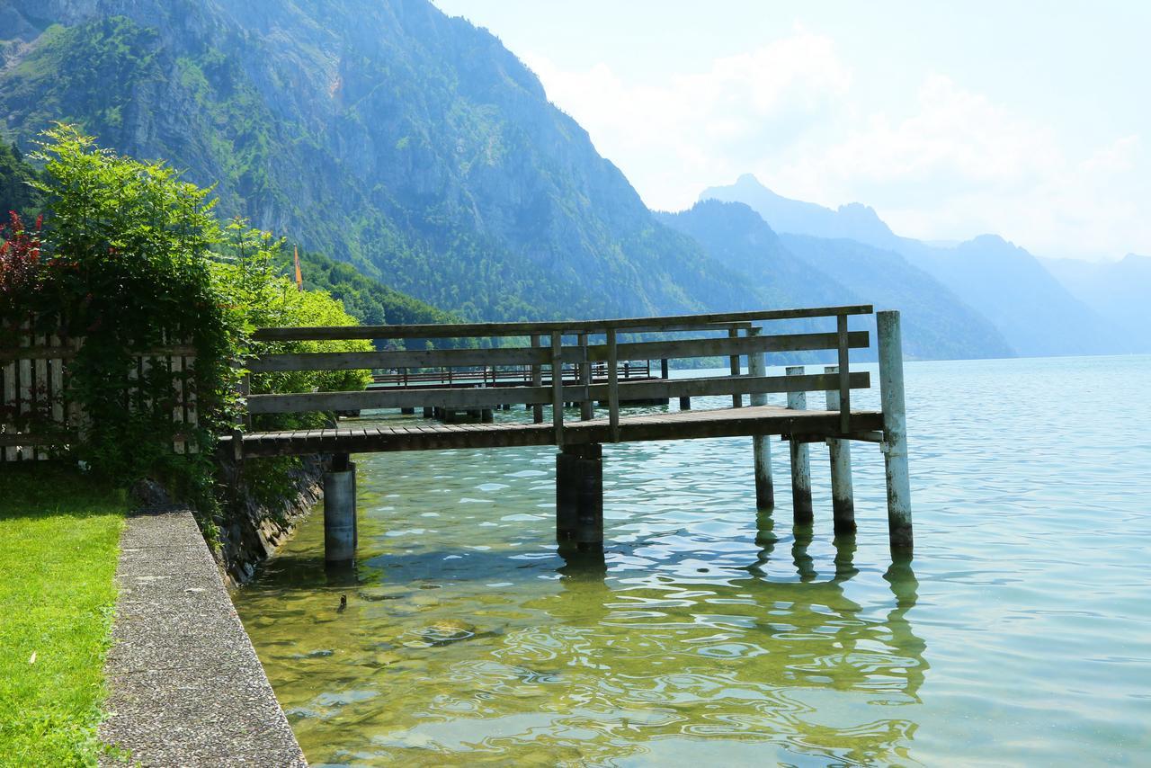 Seegasthof Hois'N Wirt - Hotel Mit Wellnessbereich Gmunden Exteriör bild