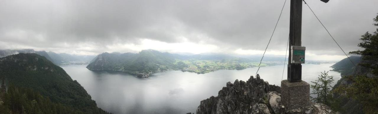 Seegasthof Hois'N Wirt - Hotel Mit Wellnessbereich Gmunden Exteriör bild